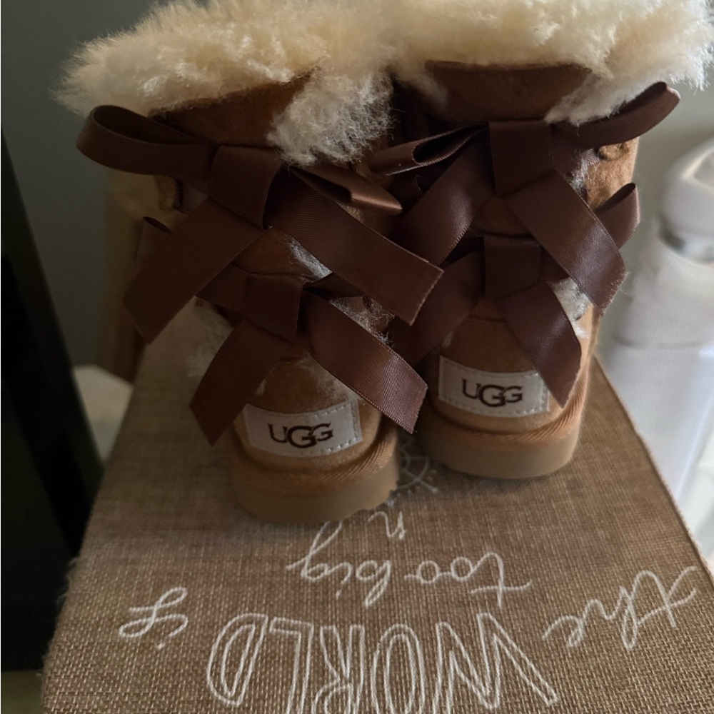 Cozy Brown Ugg Bailey Bow Kids Boots